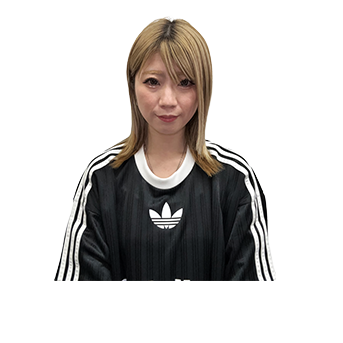 八田　舞衣